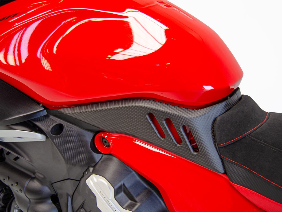 DBK Carbon Tank Sides Matt Ducati Diavel V4 2023-2024