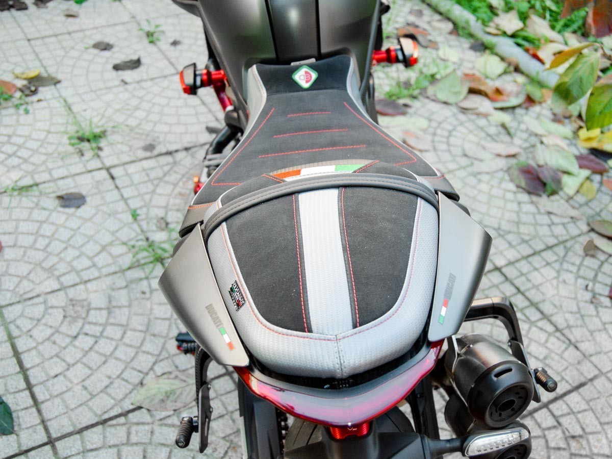 DBK Seat Cover Confort Ducati Monster 2021-2025 - Adventure Parts