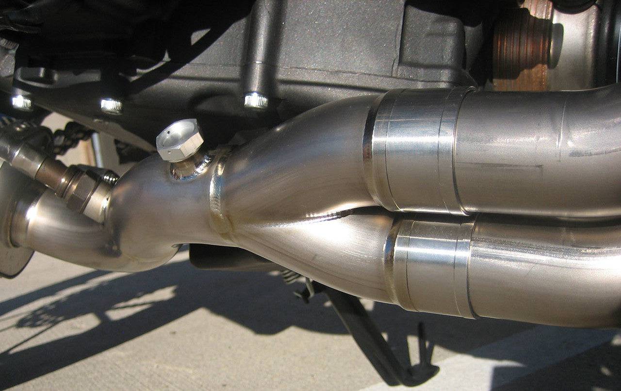 Graves Full Exhaust System Yamaha FZ-07 2015-2017/MT-07 2018/XSR700 2016/R7 2021-2024