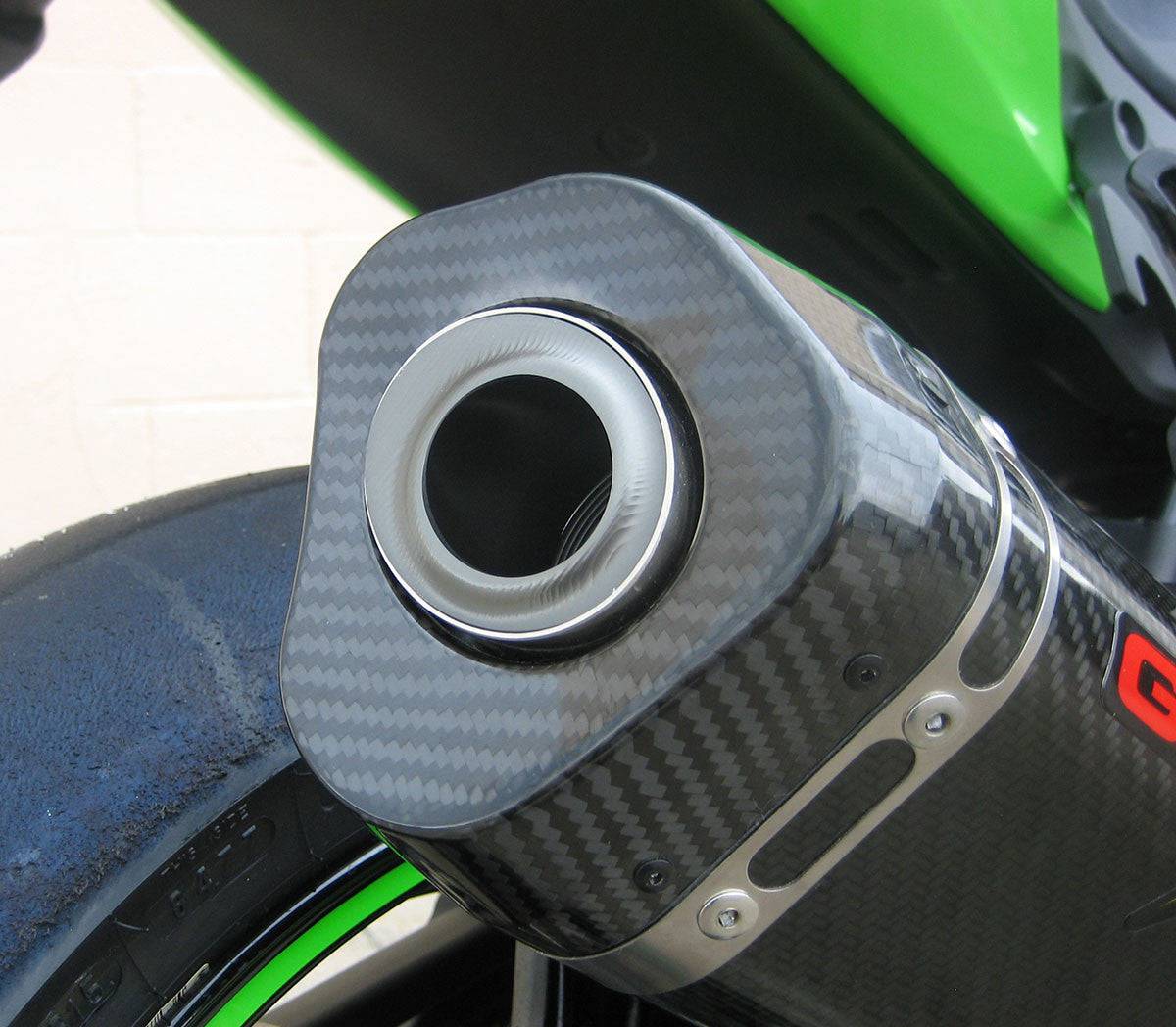 Graves Slip-On Cat-Back Carbon Exhaust Kawasaki Ninja ZX-10R 2016-2024