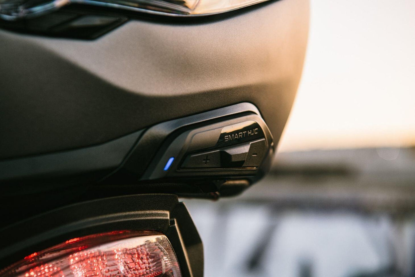 HJC F71 Carbon Full Face Motorcycle Helmet