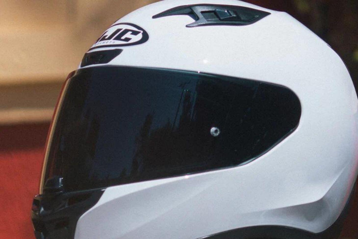 HJC - i10 Helmet