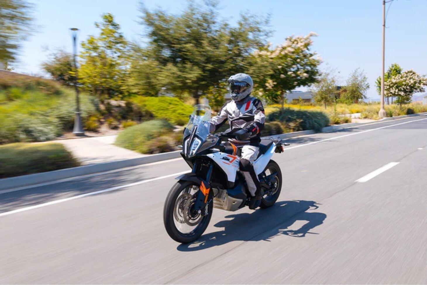 HJC I80 Velly Modular Motorcycle Helmet
