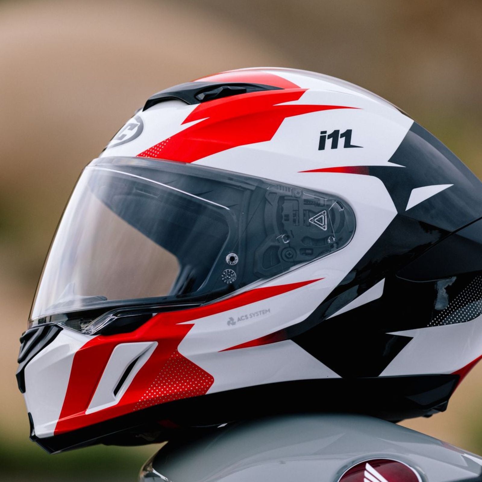 HJC I11 Instant Motorcycle Helmets - Adventure Parts