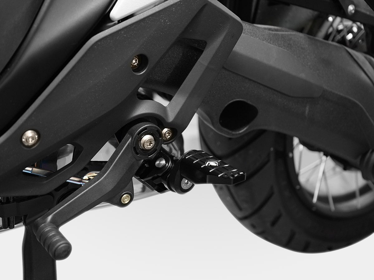 DBK Footpegs Kit Sport Adjustable Pilot BMW R1300GS 2024-2025