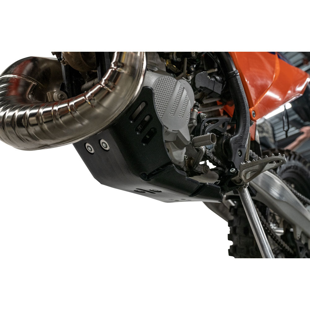 Tusk Severe Impact UHMW Dirt Bike Skid Plate KTM 250 XC-W (Fuel Injected) 2024–2026 - Adventure Parts