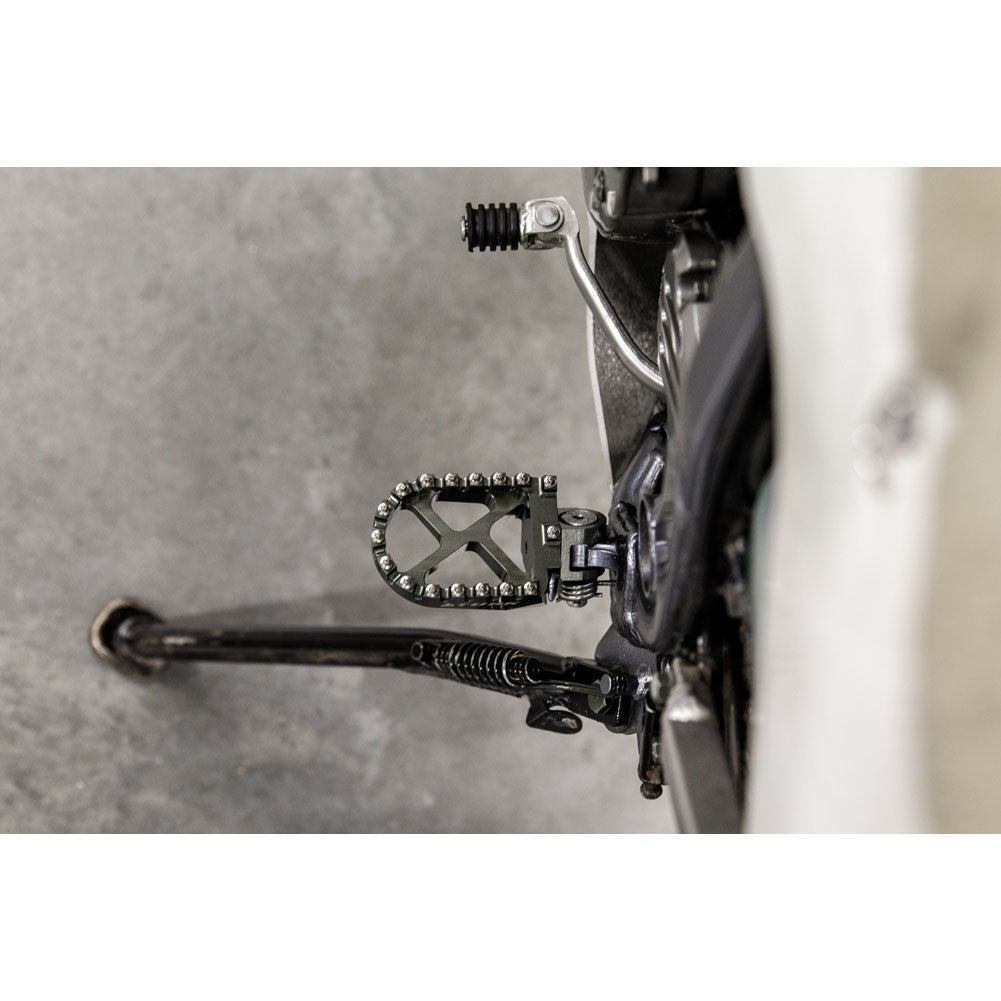 Tusk Billet Race Foot Pegs Suzuki RM125 1991–2002 - Adventure Parts