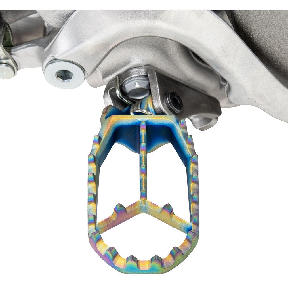 Tusk Blitz Titanium Moto Foot Pegs Jet Fuel Kawasaki KX250 2006–2026 - Adventure Parts
