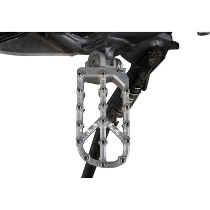 Tusk Edge Billet Adventure Foot Pegs CFMOTO IBEX 800 E 2023–2026 - Adventure Parts