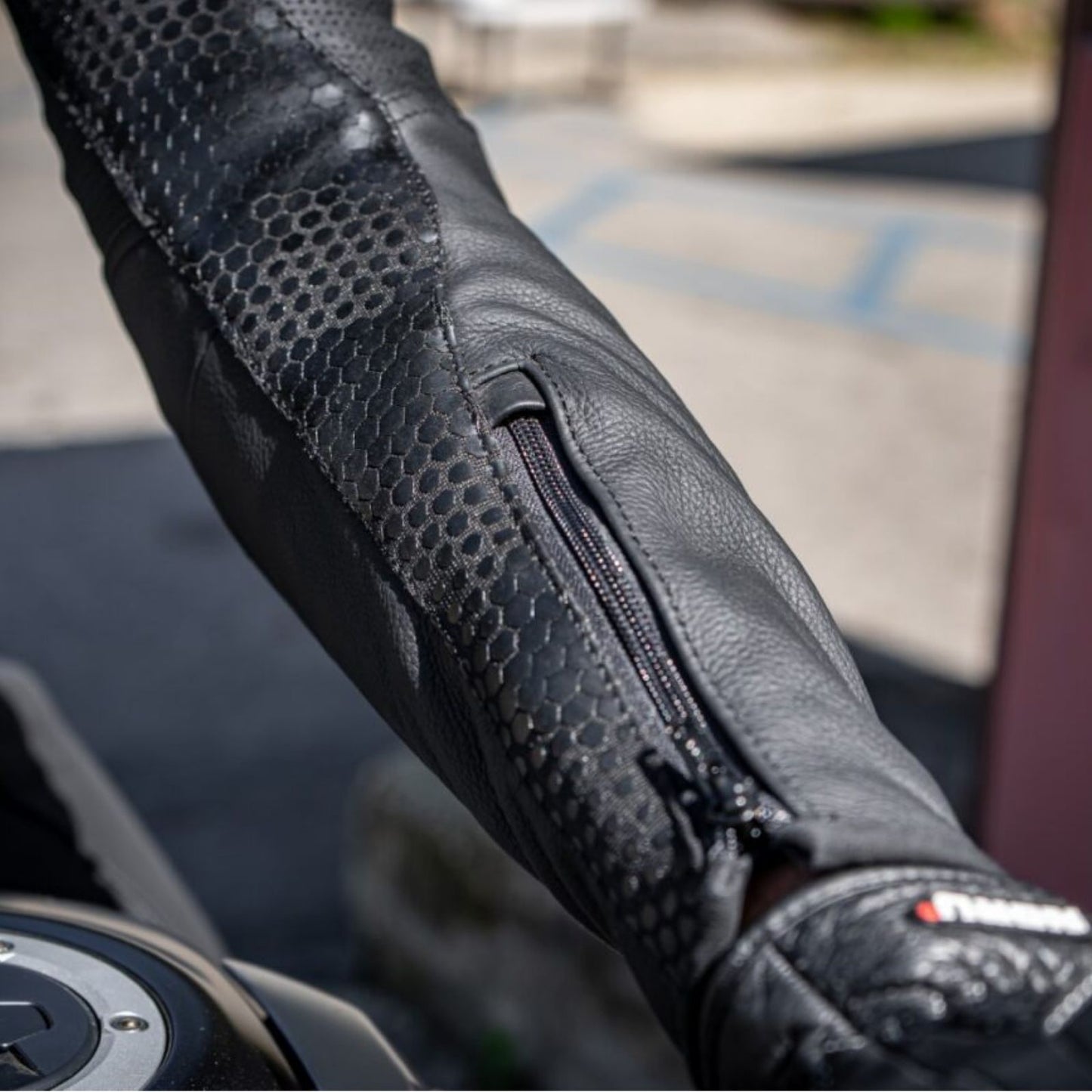 Noru Twenty-Eight 1-Piece Motorcycle Race Suit - Adventure Parts