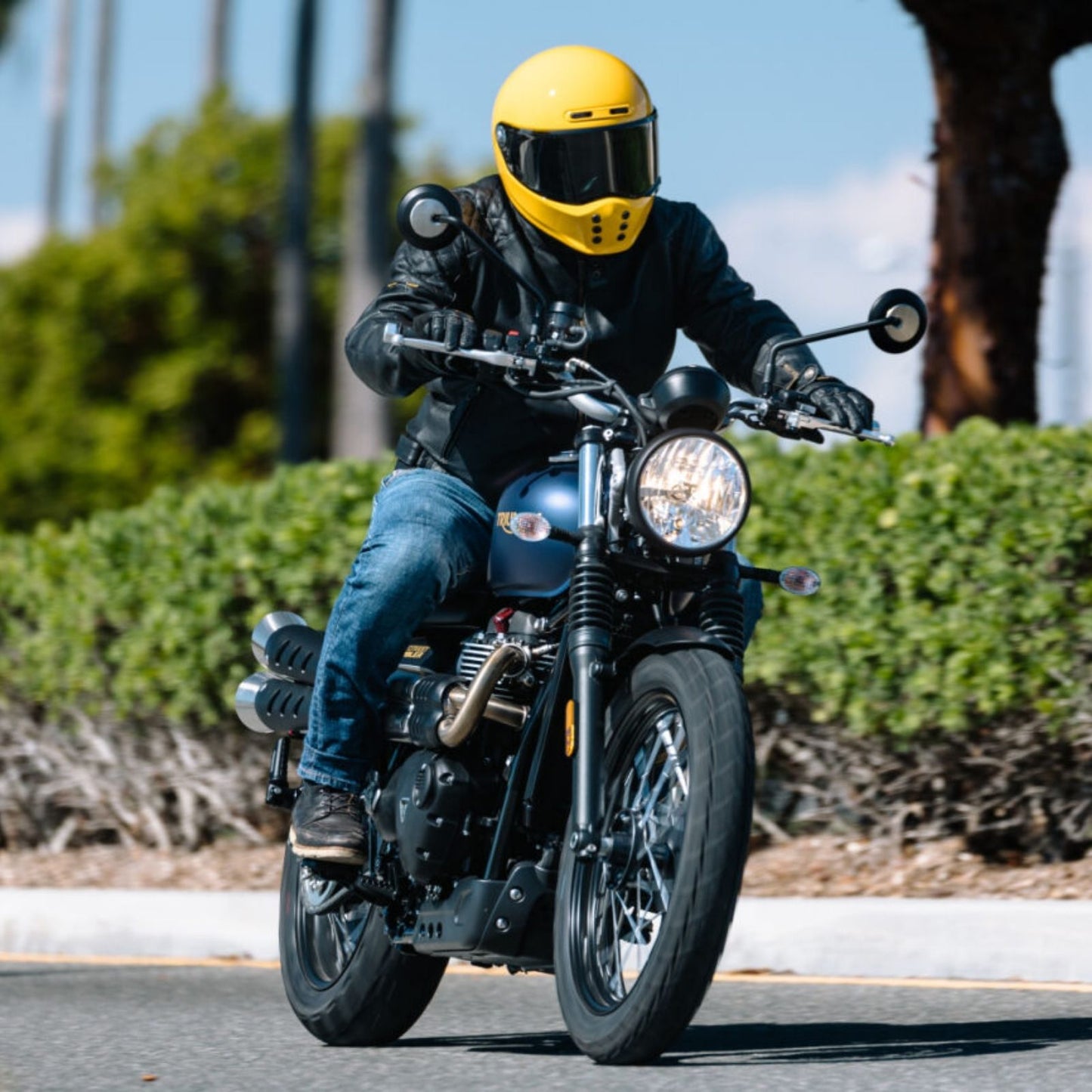 HJC V10 Full Face Motorcycle Helmet